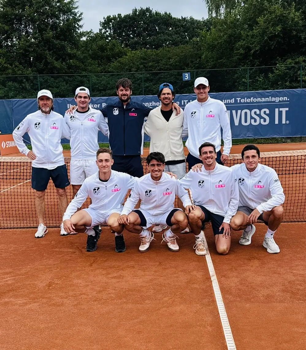 Auswärtssieg in Aachen: Saisonstart nach Maß für Blau-Weiss Neuss!