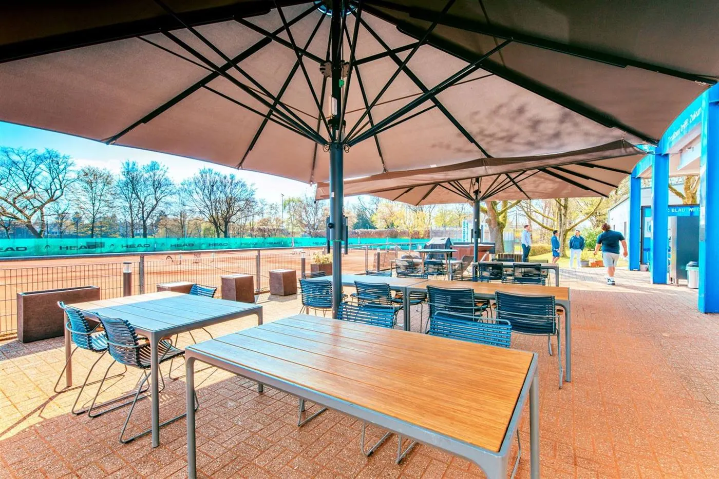 Terrasse am Clubhaus