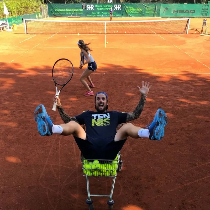 Tennisschläger für Anfänger: Gewicht, Kopfgröße und Griffstärke